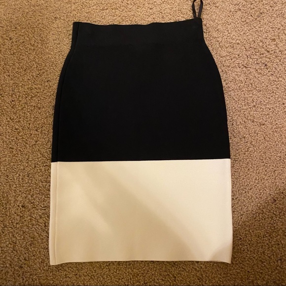 NWOT BCBGMAXAZRIA Color Block Pencil Skirt - Picture 4 of 7